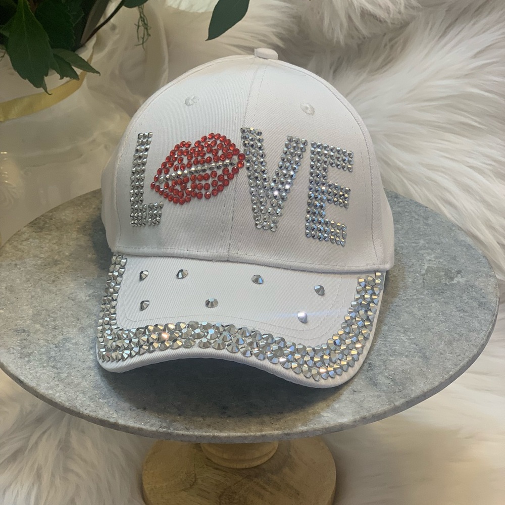 Brand new adorable Love white cotton and red rhinestone lips bling hat